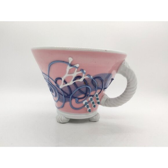 Studio Pottery Signed Hiulmm Abstract Footed Coffee Mug Pink Raised Relief - Picture 1 of 7